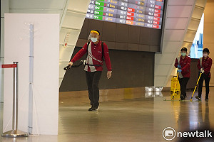 武漢肺炎》倫敦百人返台篩檢  1人疑似有發燒症狀！