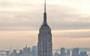 紐約帝國大廈收到炸彈威脅 警方高度戒備部署反恐官員