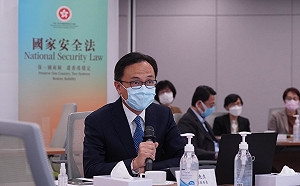 這款香港！拿工作威脅18萬公務員 下月強制簽字效忠