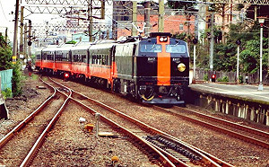 鐵道旅遊新選擇！鳴日號結合跨年熱潮今日首航