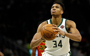 29顆三分球破紀錄！字母哥零貢獻