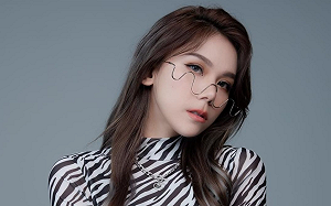 蕾菈告別2020！粉絲心疼：你看起來不太好過