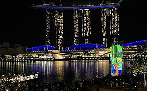 告別2020！新加坡濱海灣燈光投影秀迎新年