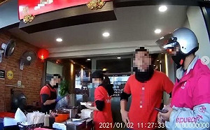 鴨肉店辱罵外送員！foodpanda：即刻與店家終止合作