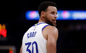 Curry8三分砍62分　轟贏拓荒者雙槍