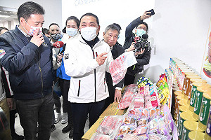 2021開工首日  侯友宜訪視CAS優良肉品  謝政達稽查豬肉製品標示