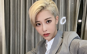 美麗妄娜交女友了？網心動：原地求婚