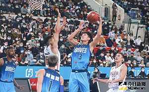 力壓NBA榜眼！林孟學暴扣驚豔全場