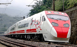 台鐵春節東線車票9小時狂賣28萬張！  西線明凌晨開搶