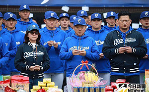 富邦要有勇氣　洪總強調團隊至上