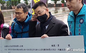 因趙少康裡外不是人? 江啟臣:希望更多「趙先生」加入國民黨