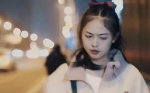 （影）美女卸妝後讓人吐? 中企「全棉時代」廣告遭砲轟