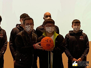 領航猿與敏盛結盟　全方位照顧球員