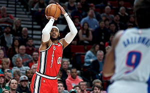 里拉德怒拍桌！甜瓜回春末節飆分秀