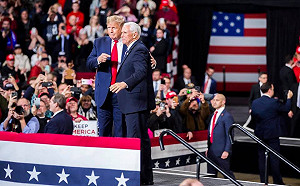 彭斯賞裴洛西軟釘子：拒引美憲法修正案攆走川普