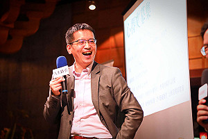 黃國昌指揮狗仔窺探政敵  楊斯棓：宛如10多年前英國「竊聽門」醜聞  