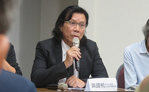 港警又出手 「反送中」義務律師黃國桐等11人今晨被捕