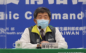 武漢肺炎》第3名醫護人員染疫！陳時中證實：我也感冒採檢過2次