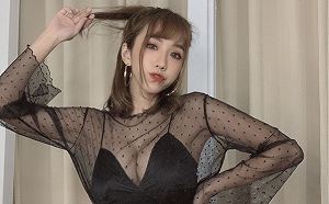 直播主薄紗展露北半球！網噴鼻血：不行了