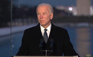 武漢肺炎殺死逾40萬美國人超越「二戰」拜登就職前夕含淚點燈悼念