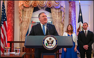 下台後遭中官方列制裁名單 蓬佩奧貼文「1384days」引遐想