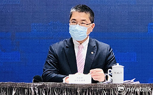 暫緩數位身份證發行 徐國勇：對中央印製廠產生遲延損害