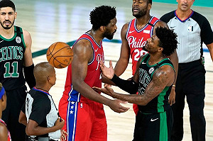 聰明哥批評Embiid假摔　遭對方反諷