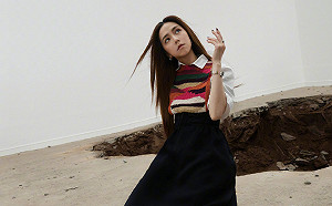 鄧紫棋淡妝亮相 網友一致好評讚賞：像大學生！