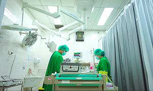 武漢肺炎》印尼確診人數破百萬！醫院滿載被迫拒收病患