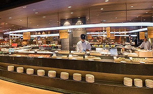 漢來海港台中店驚傳49人嘔吐腹瀉  食安處查驗要求停業改善