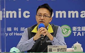 羅一鈞爆陳時中對獵巫有感：30年前被愛滋疫情訓練