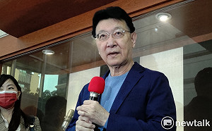 趙少康放話選黨魁、爭總統 !周玉蔻酸:再一周要選宇宙之王嗎?