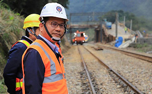 (影)猴硐瑞芳搶修61天通車!林佳龍:致敬鐵道英雄