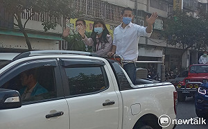 吳怡農南下為黃捷站台 呼籲鳳山市民留下優秀認真的議員