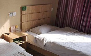 中國女隔離中遭飯店工作人員性侵  網氣炸:國產男人真是畜生