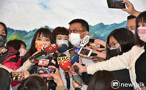 陪同許智傑投票  黃捷:會準備一份長長的感謝名單