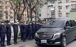 新北巡佐搶救46小時不治 同事淚送哭喊任務結束