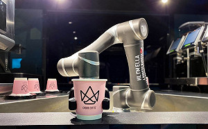 新加坡首個「機器人咖啡師」 手臂來自台灣