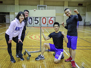 「蔣家後代」穿鞋王被酸爆  黃光芹挺萬安:選戰這樣打是豬隊友無誤