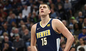 NBA/追平前輩卡特紀錄 Jokic狂砍43分卻寫「里程悲」
