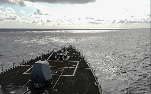 拜登上任美艦二度駛進南海 挑明「航行自由」挑戰中國
