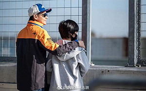 12歲Kimi身高直逼160!和老爸林志穎只差「一支手機」