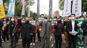 不信任馬英九 家屬斥:他把民主紀念館改回中正紀念堂