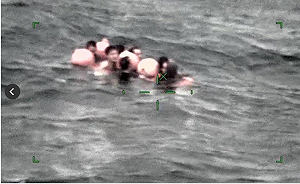 中國籍船隻在沖繩海域翻覆 5獲救5失蹤