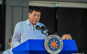 表面致謝中國援菲疫苗  梟雄杜特地背後嚴禁醫療人員施打「科興」