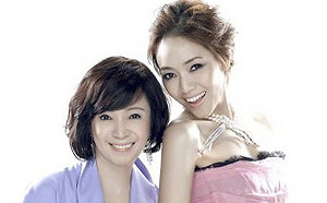 媽媽小三情史害侯佩岑遭酸!女兒淚崩:你盡全力保護我了