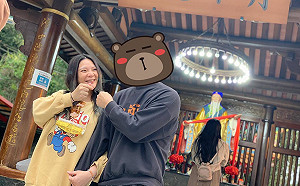 小甜甜偕丈夫月老廟還願!甜笑:真的適合我