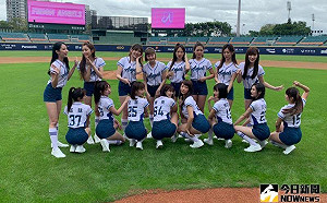 中職／最資深啦啦隊長　卡卡：再跳200年