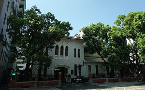 台北房價貴到立委必須分租房間? 他點破關鍵:為何不住那裏?