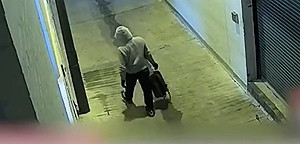 (影) 被拍到了! 美國會大廈暴動前夕  一男放置炸彈於兩黨總部